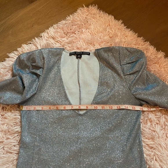 Blue V-Neck blouse Puff sleeve blue silver shimmery top medium - Picture 8 of 10
